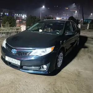 Toyota Camry, 2012