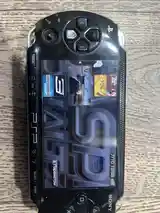 Игровая приставка Sony PSP-9