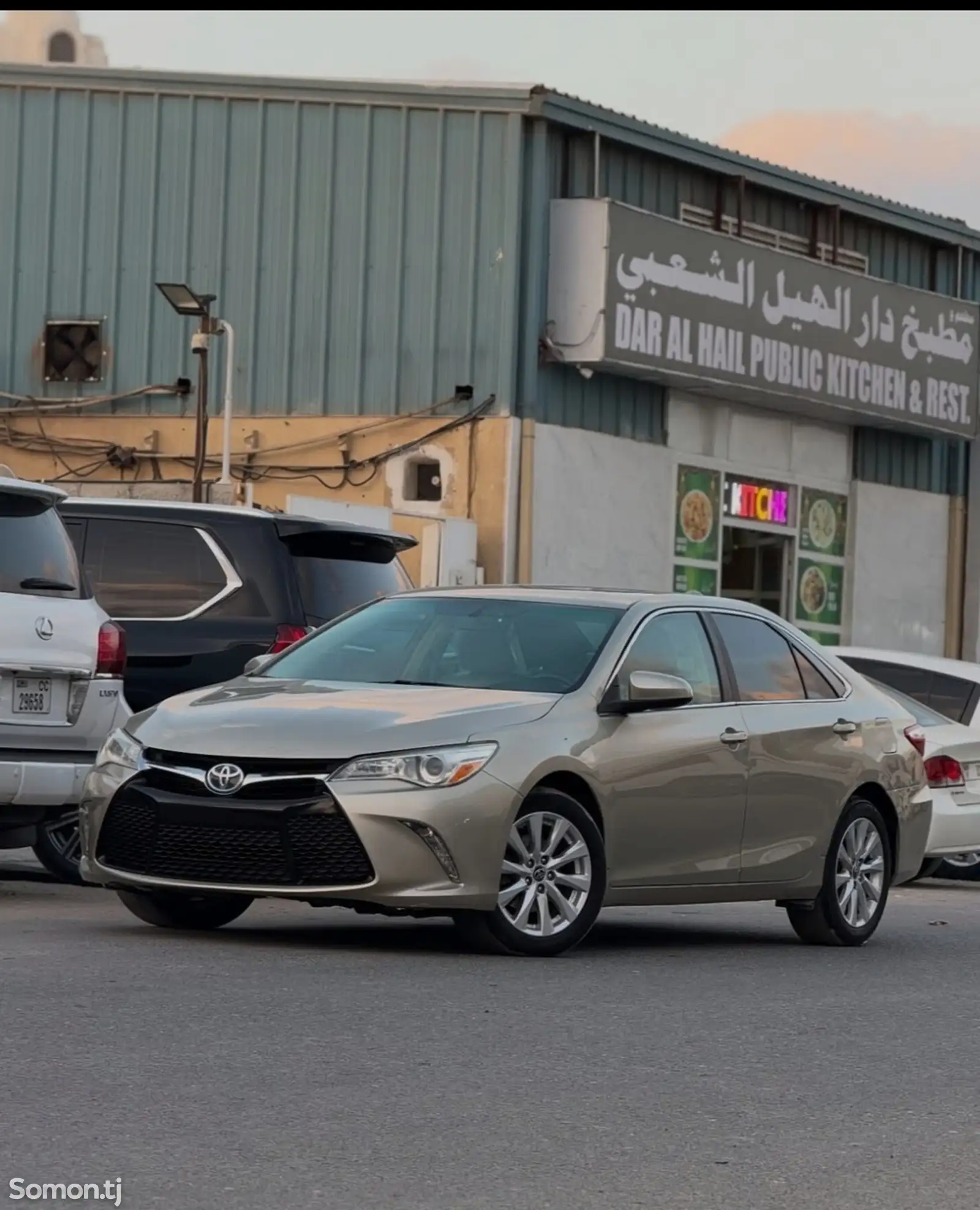 Toyota Camry, 2015-1