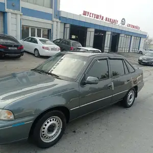 Daewoo Nexia, 1996