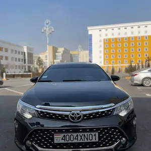 Toyota Camry, 2015