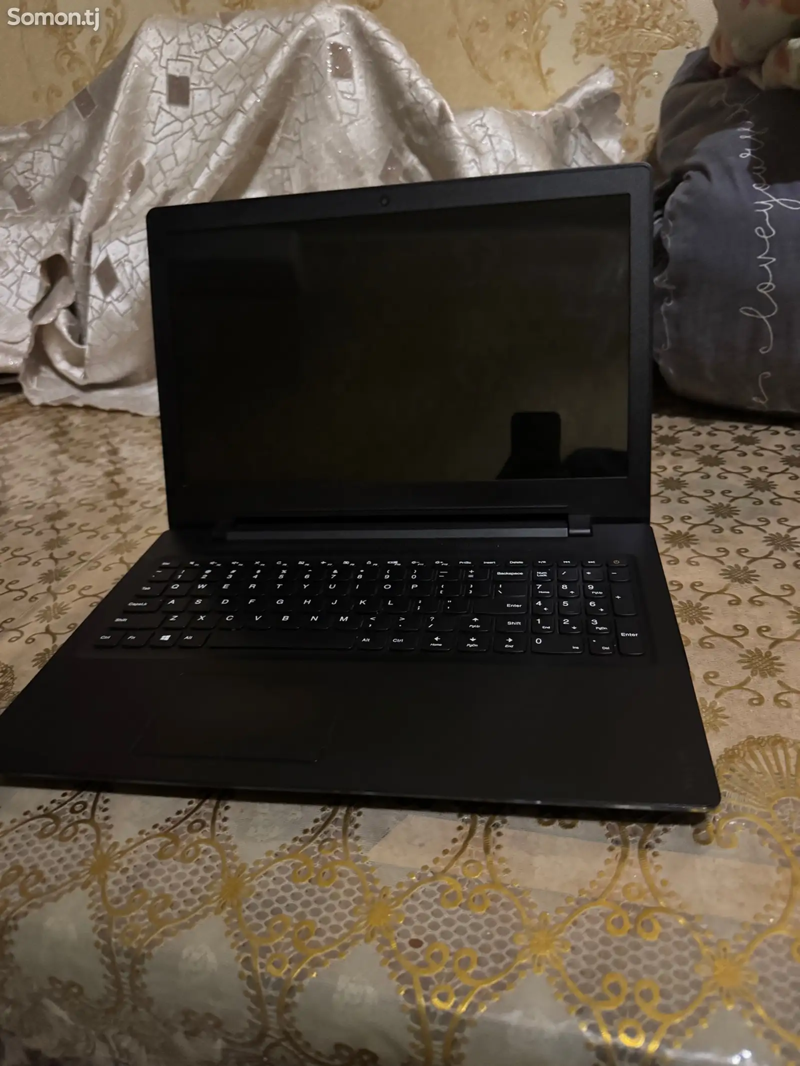 Ноутбук Lenovo-1