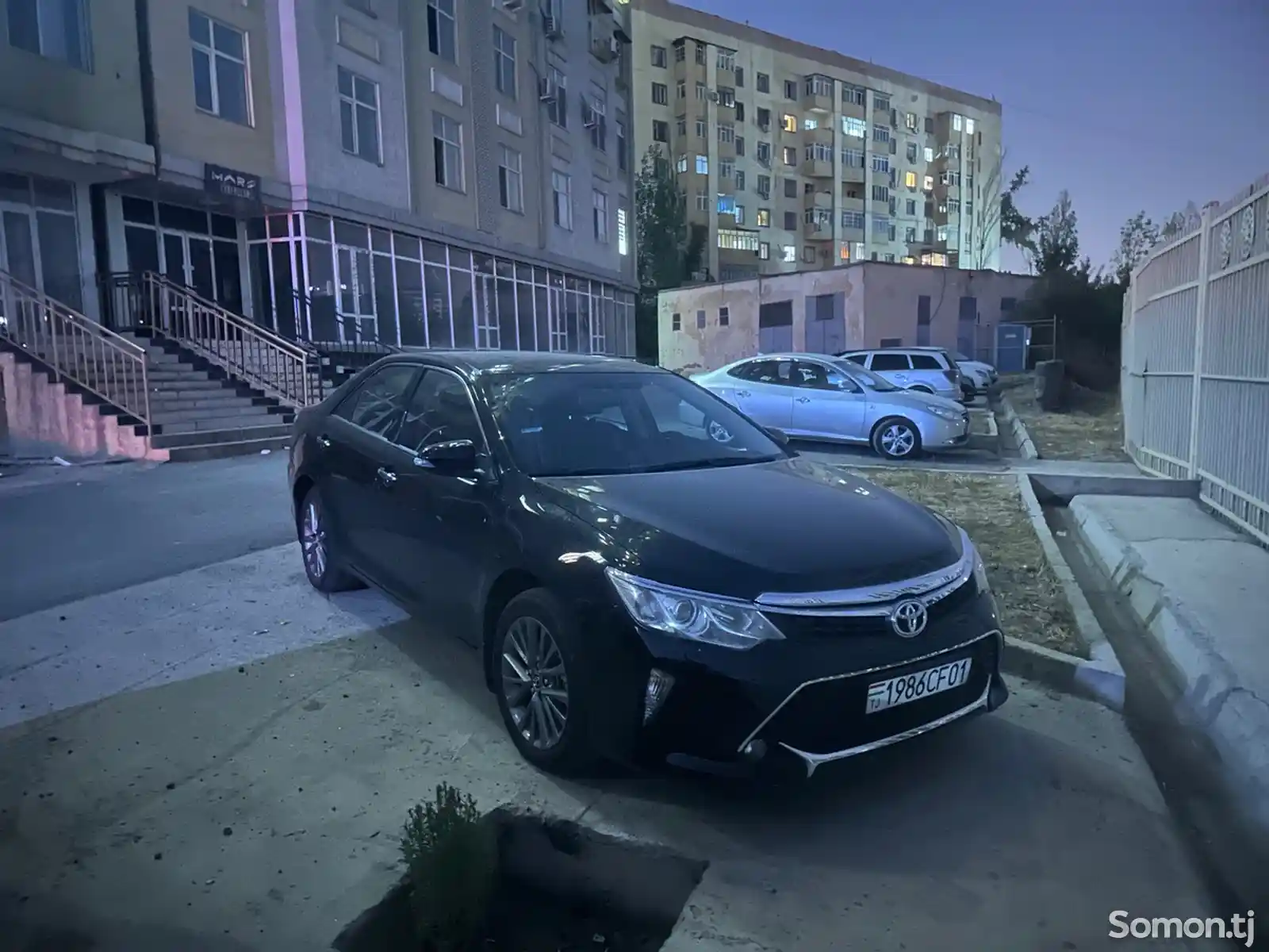 Toyota Camry, 2015-1