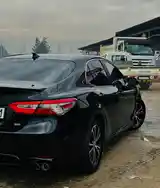 Toyota Camry, 2018-9