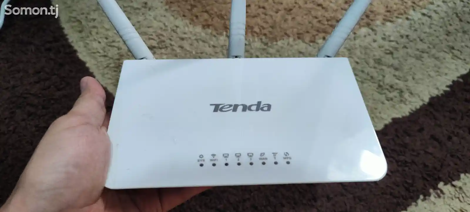 Роутер Wi-Fi Tenda F3-1