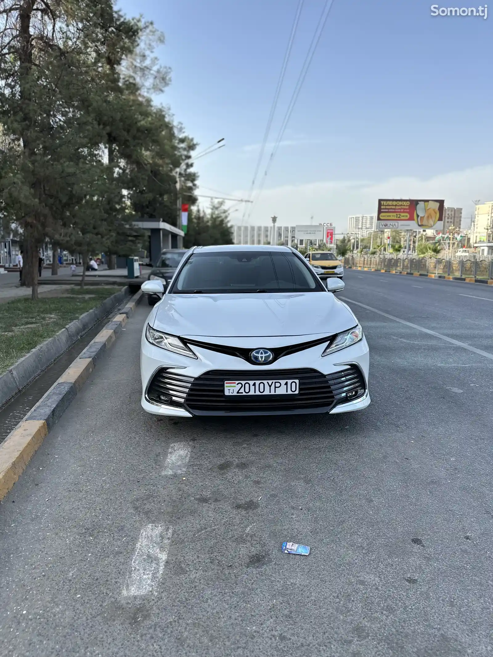 Toyota Camry, 2019-1