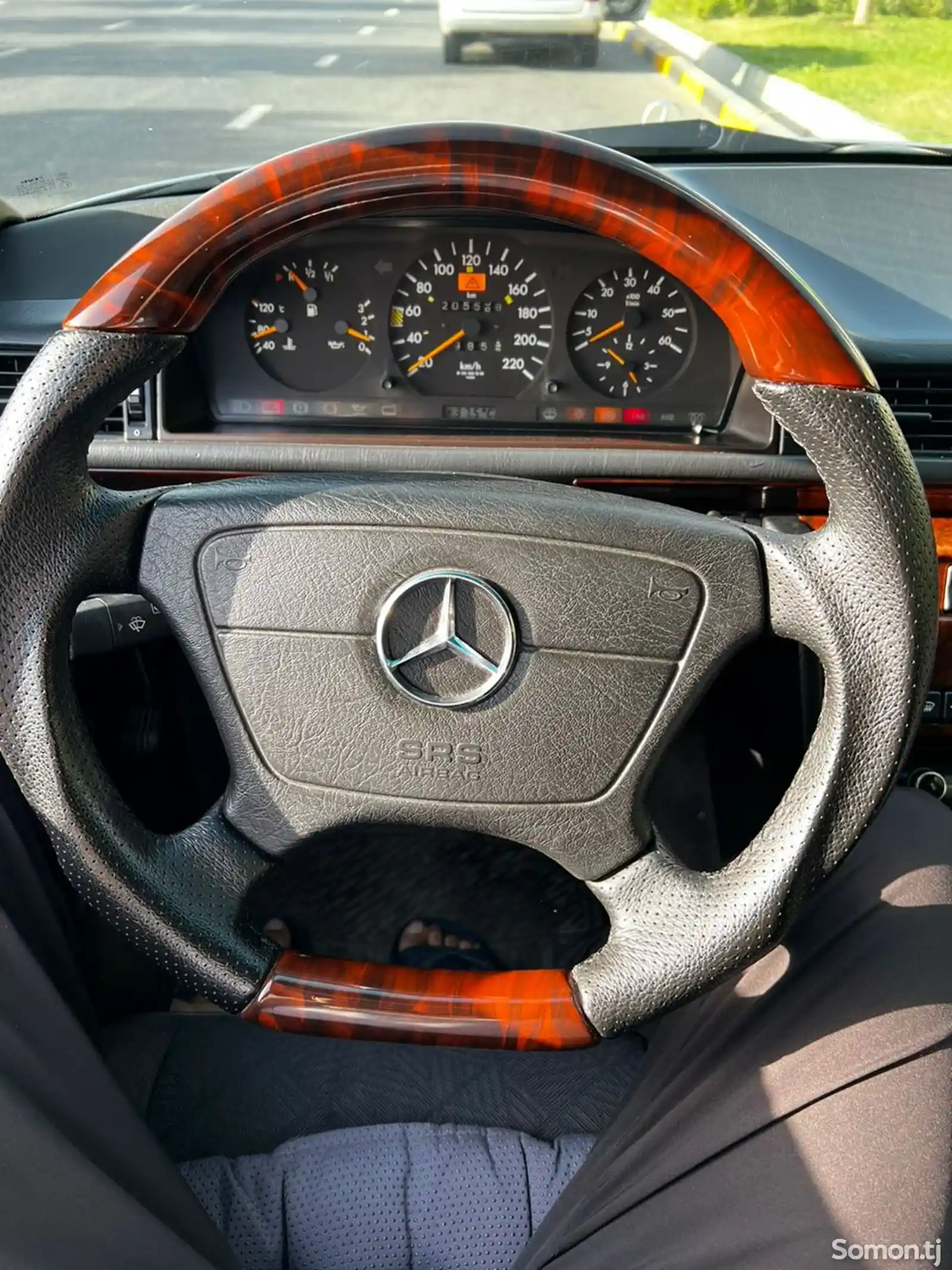 Mercedes-Benz W124, 1995-13