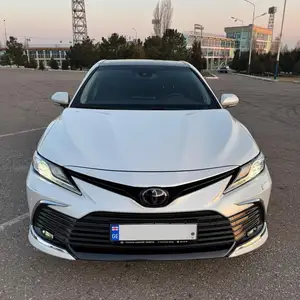 Toyota Camry, 2024