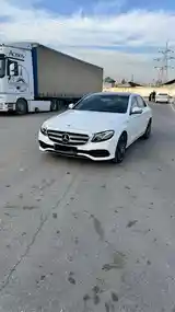 Mercedes-Benz E class, 2017-3