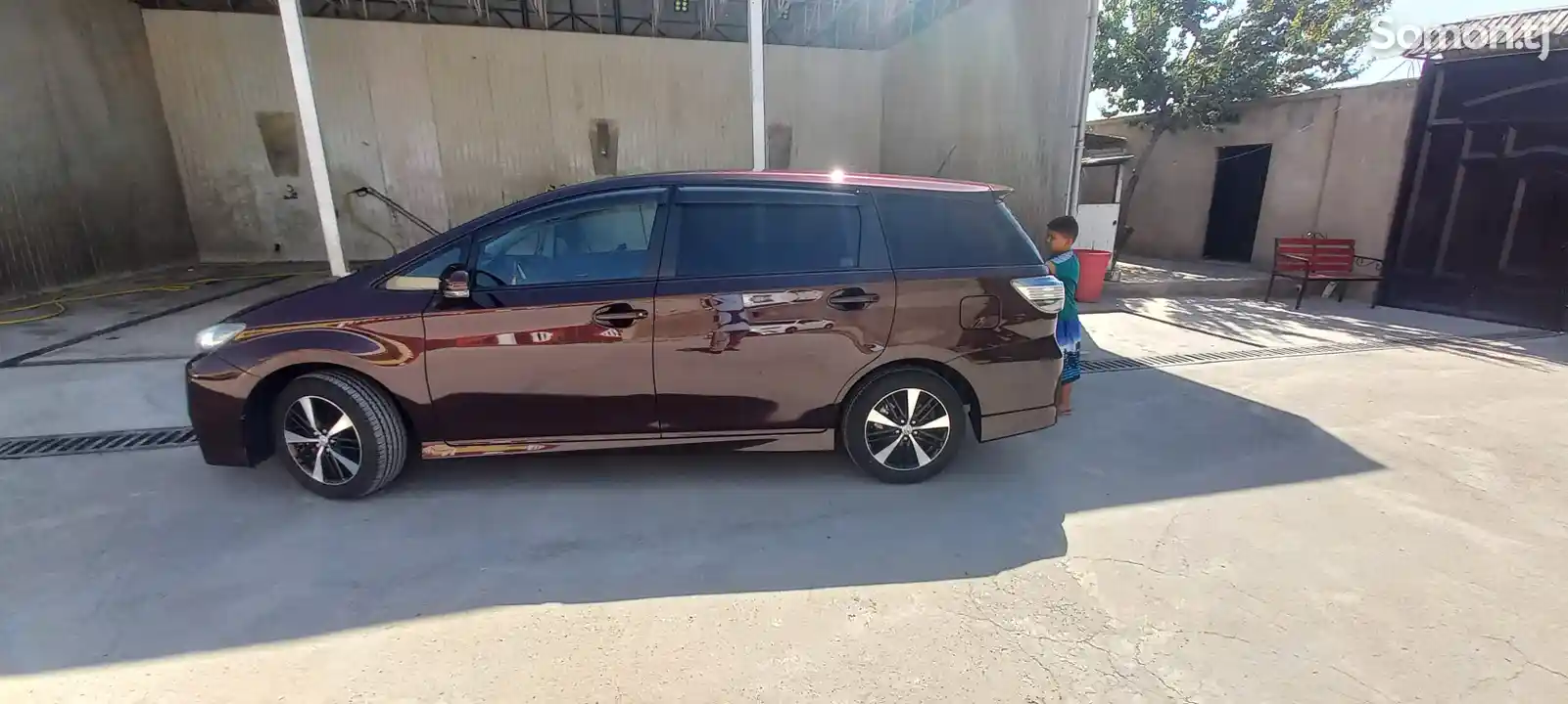 Toyota Wish, 2014-5