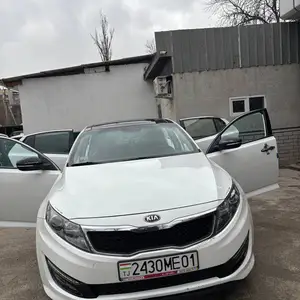 Kia K5, 2012