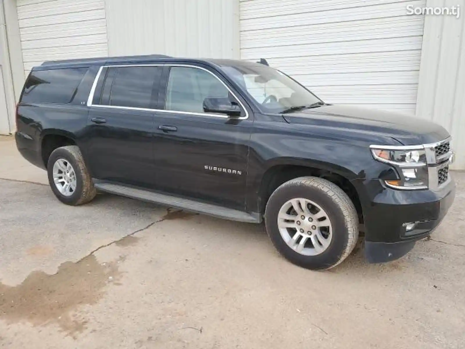 Chevrolet Suburban, 2015-4