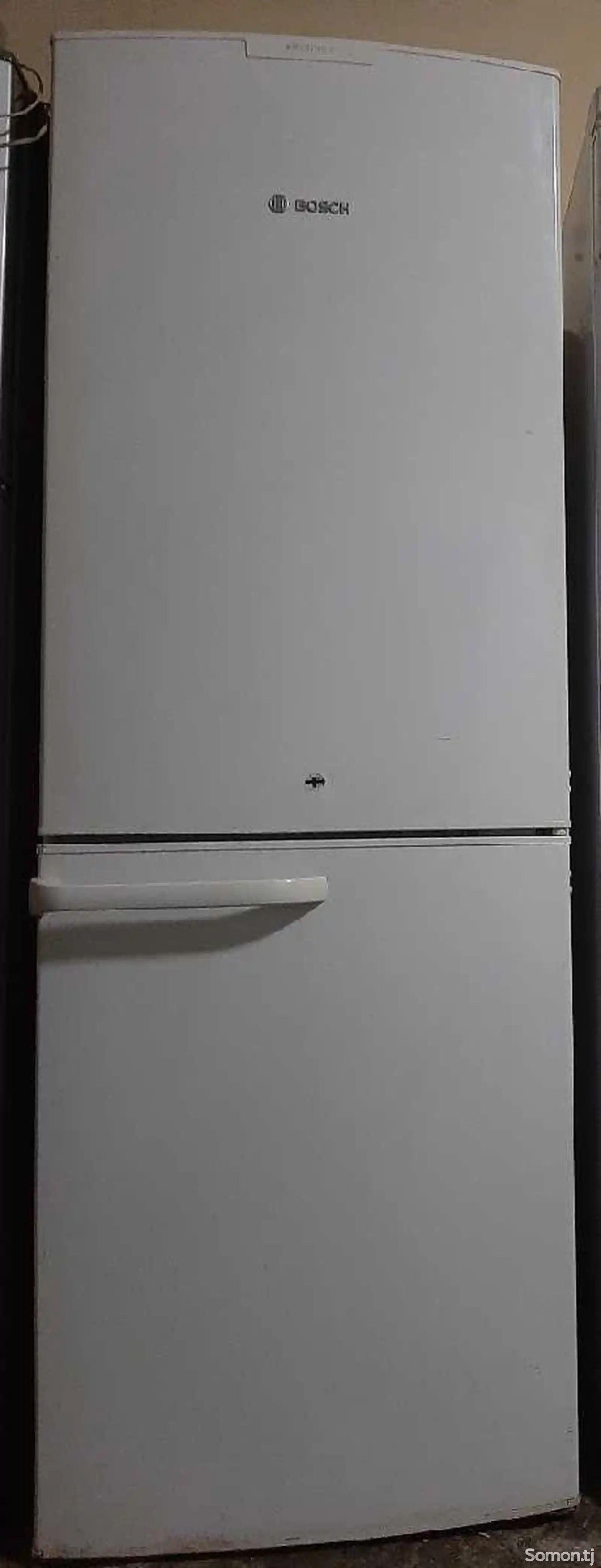 Холодильник Bosch-6