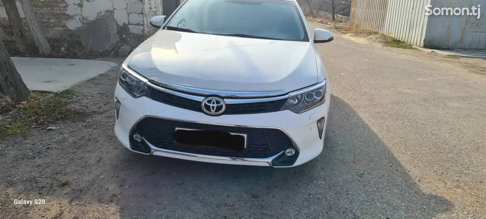 Toyota Camry, 2017-1