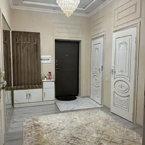 2-комн. квартира, 18 этаж, 65 м², Молодёжный