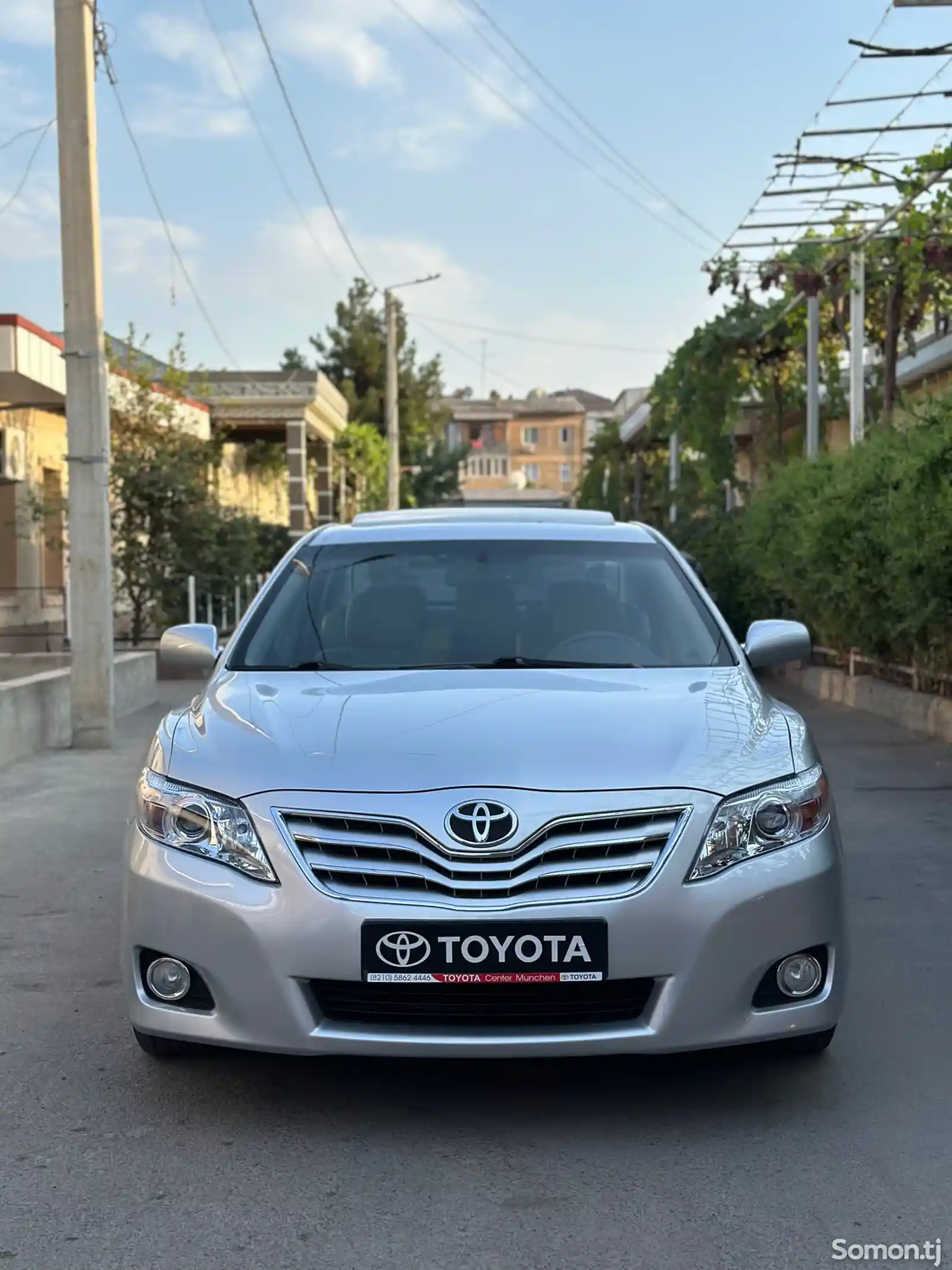 Toyota Camry, 2011-1