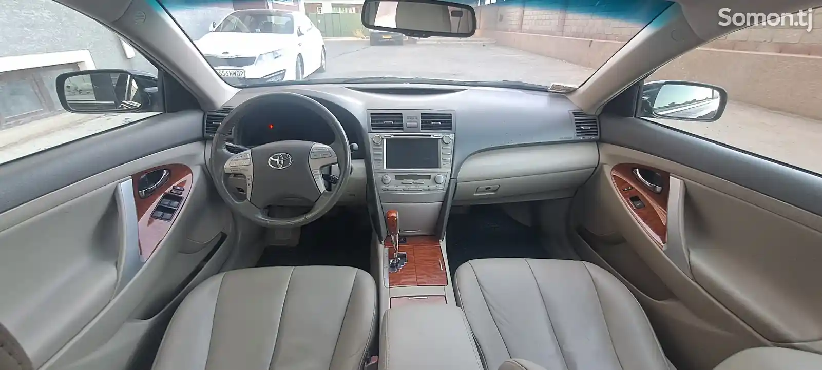 Toyota Camry, 2010-5