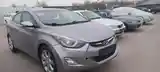 Hyundai Elantra, 2012-4