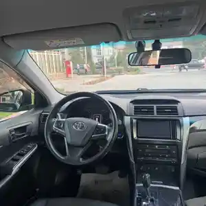 Toyota Camry, 2014