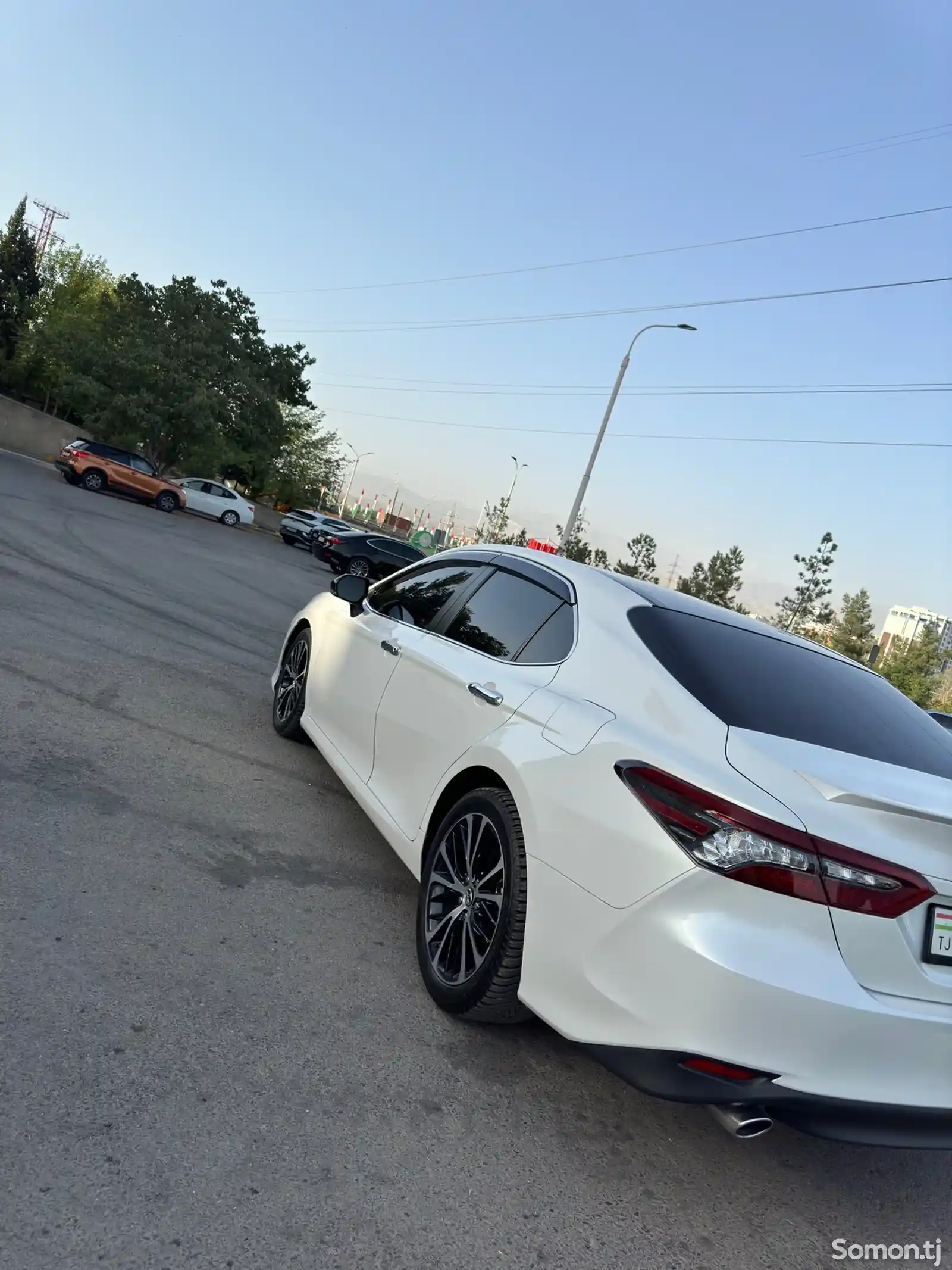 Toyota Camry, 2018-5