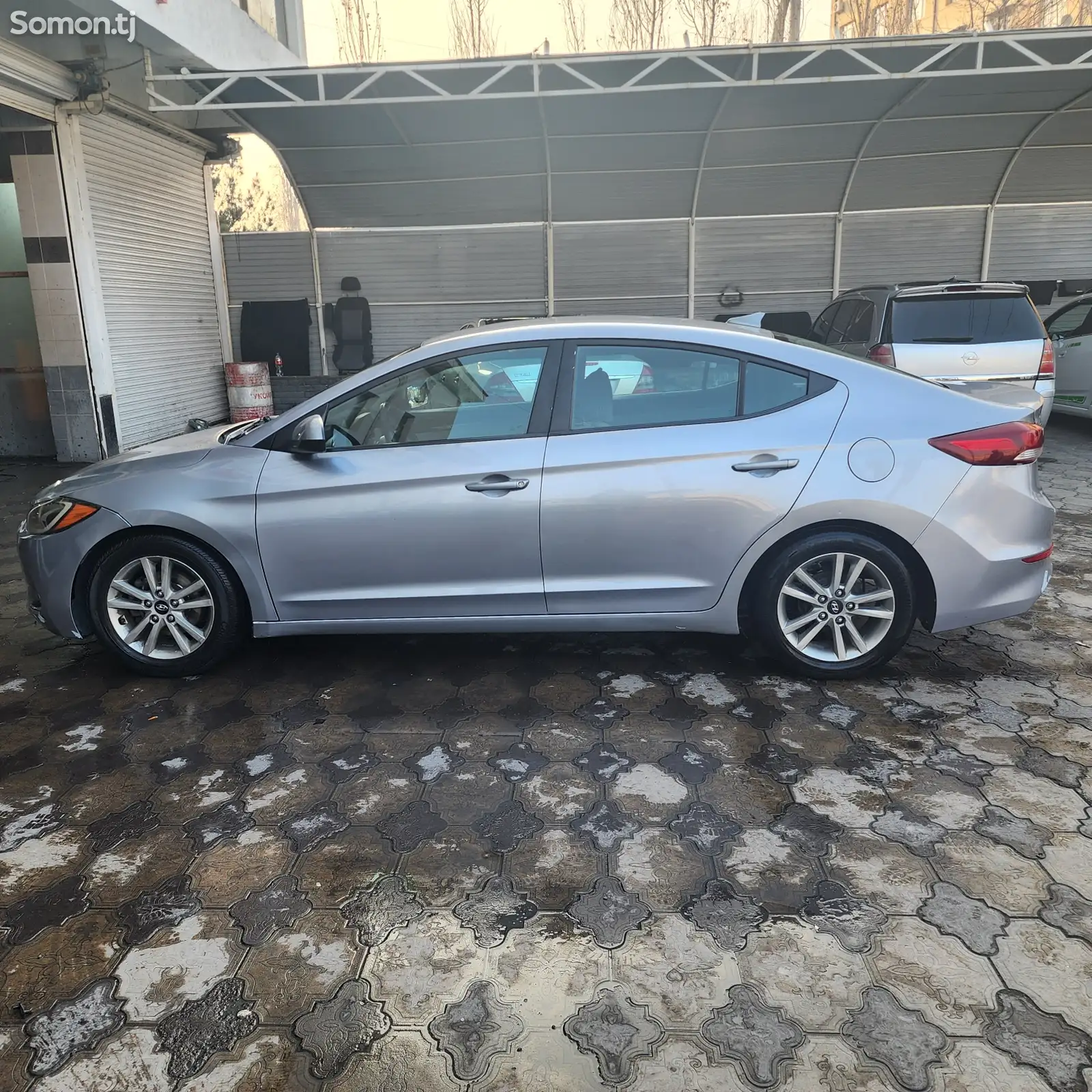 Hyundai Elantra, 2017