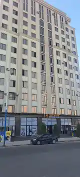 2-комн. квартира, 12 этаж, 68 м², Сомониён 16а-8