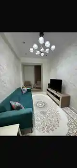 2-комн. квартира, 3 этаж, 65м², Сомони-4