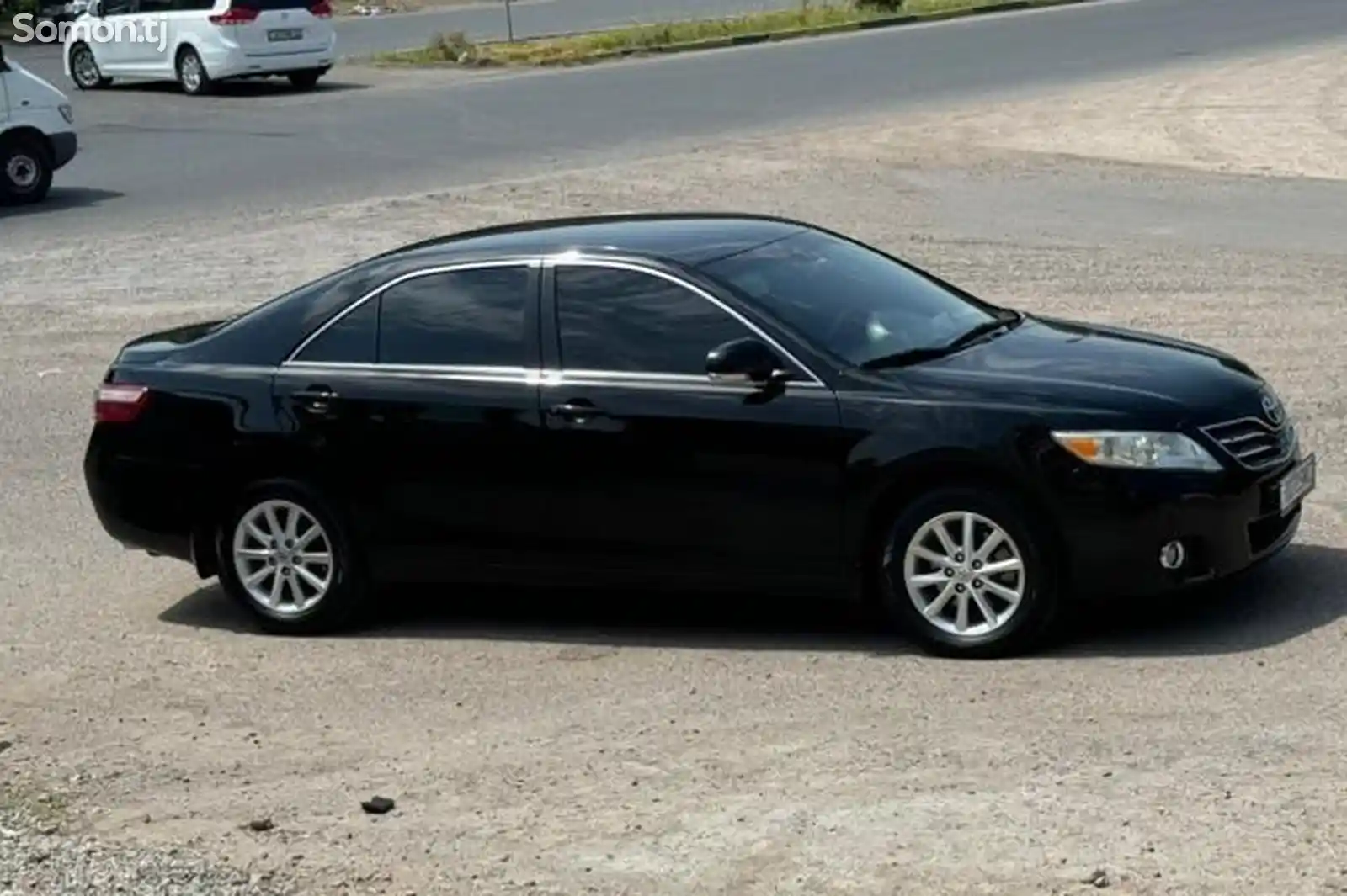 Toyota Camry, 2011-1