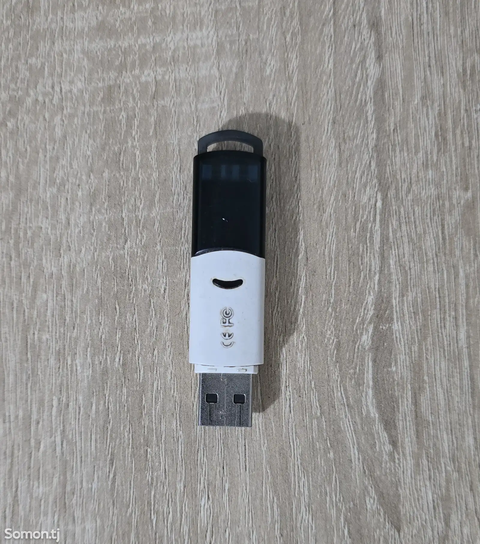 USB Флешка 1 гигабайт-1