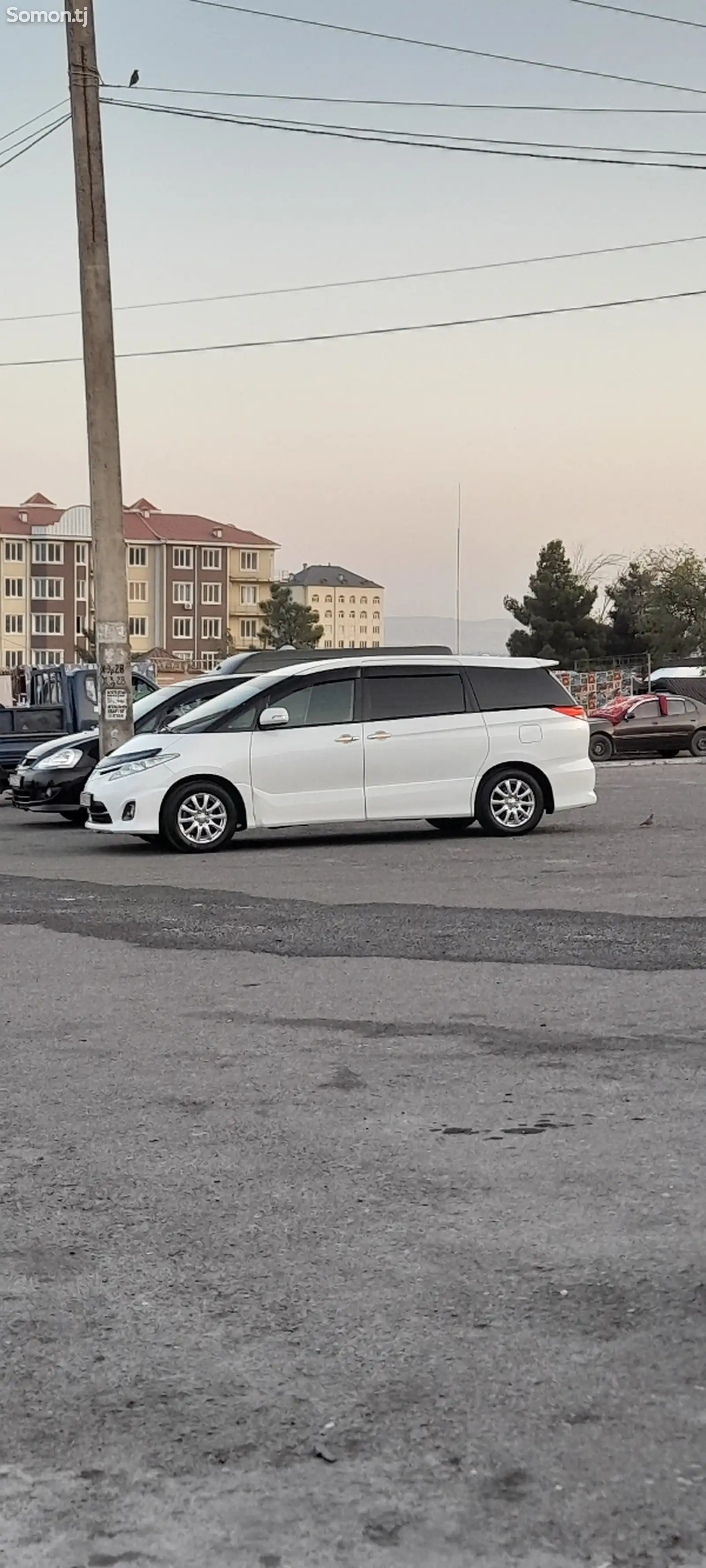 Toyota Estima, 2010-1