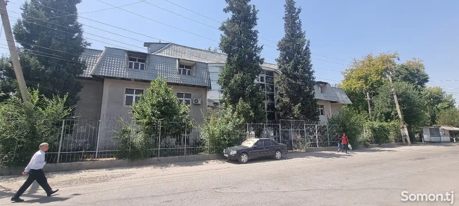 3-этажный, 21 комнатный дом, 1000 м², мясокомбинат-3