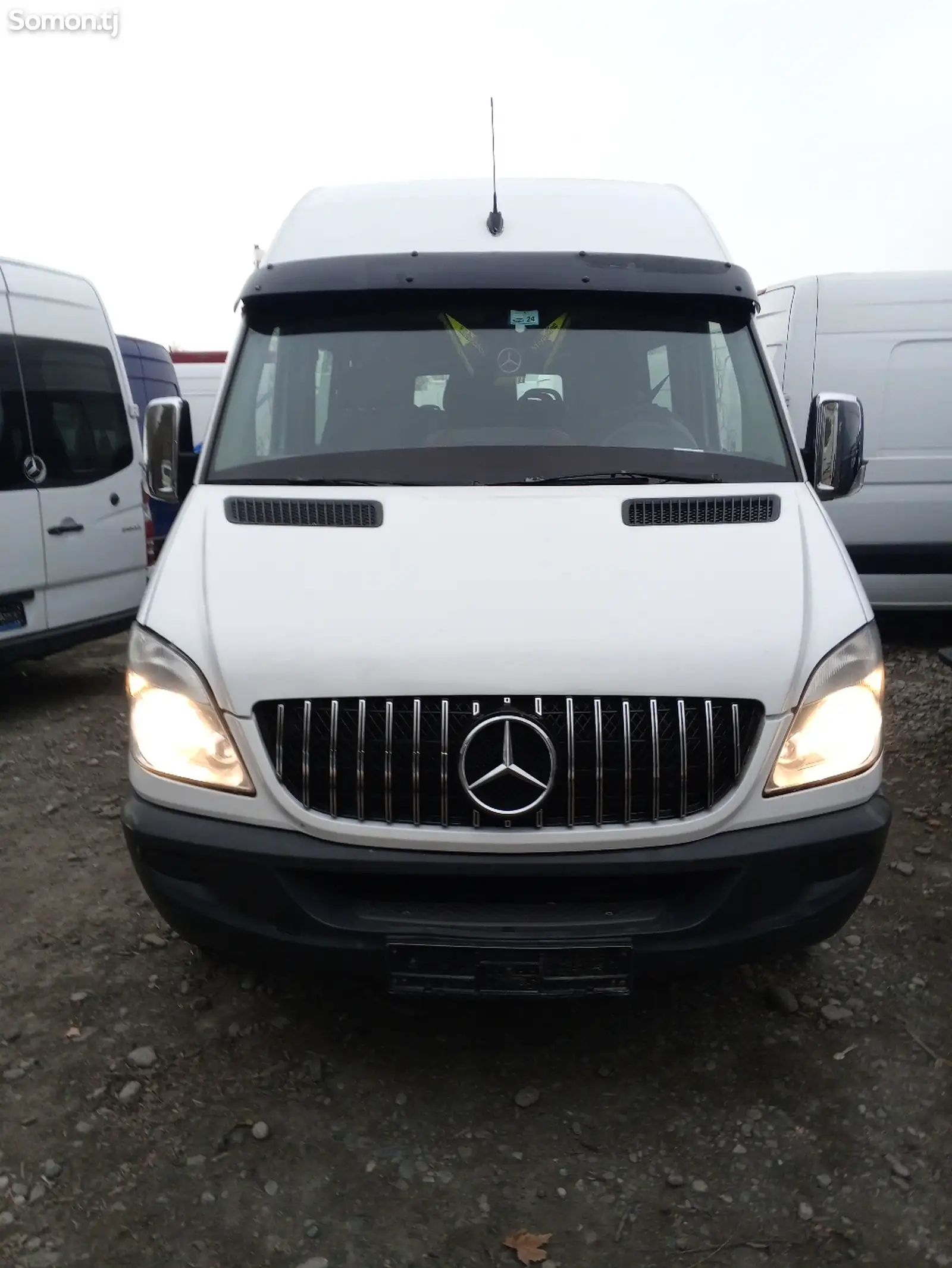 Микроавтобус Mercedes-Вenz Sprinter , 2011-1