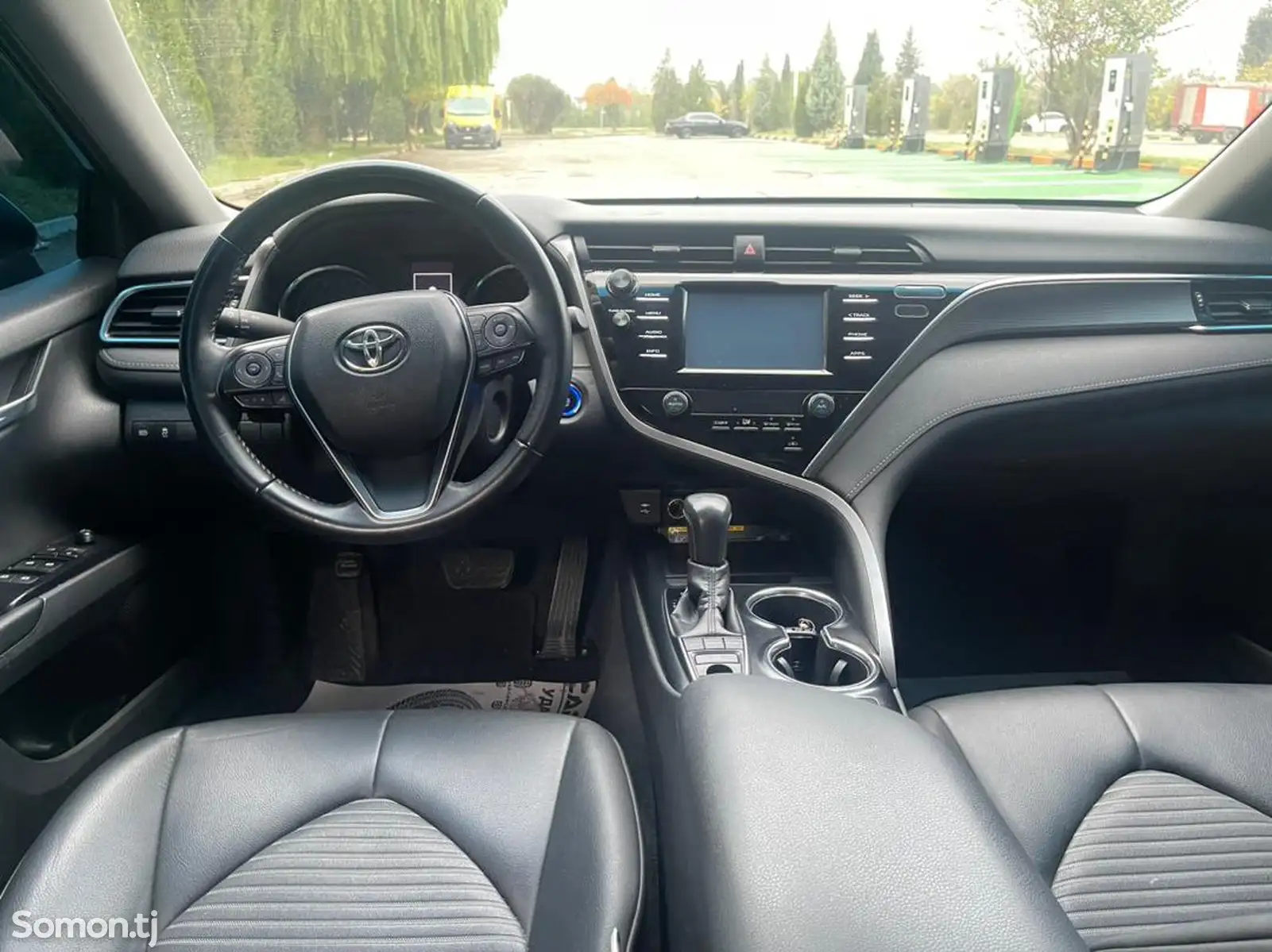 Toyota Camry, 2019-8