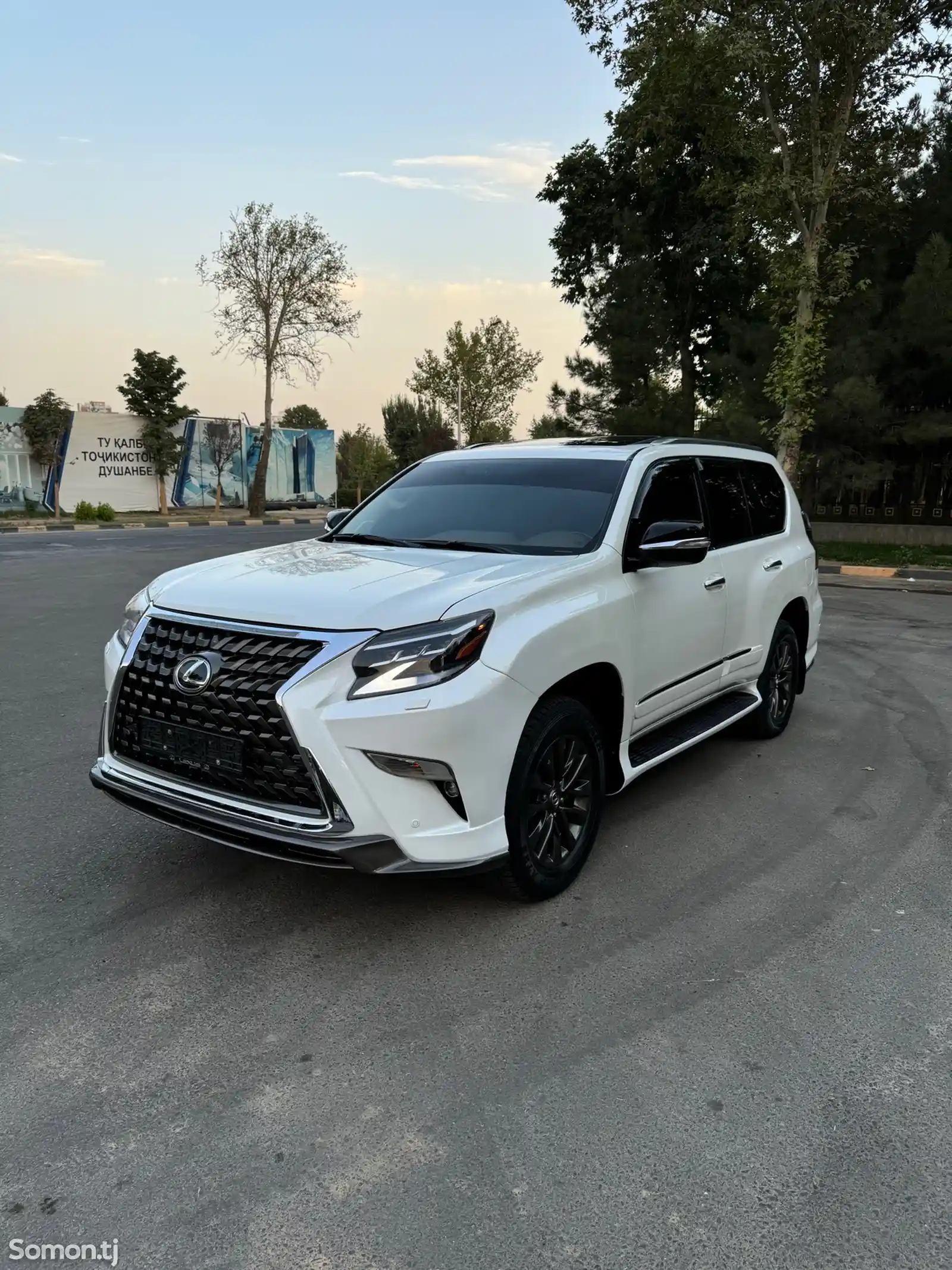 Lexus GX series, 2011-2