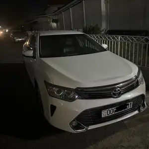 Toyota Camry, 2015