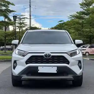 Toyota RAV 4, 2021