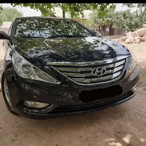 Hyundai Sonata, 2011