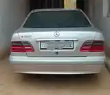 Mercedes-Benz E class, 1999-3