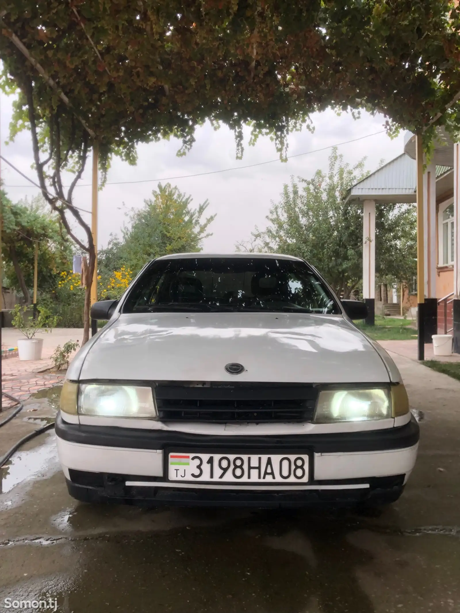 Opel Vectra A, 1992-2