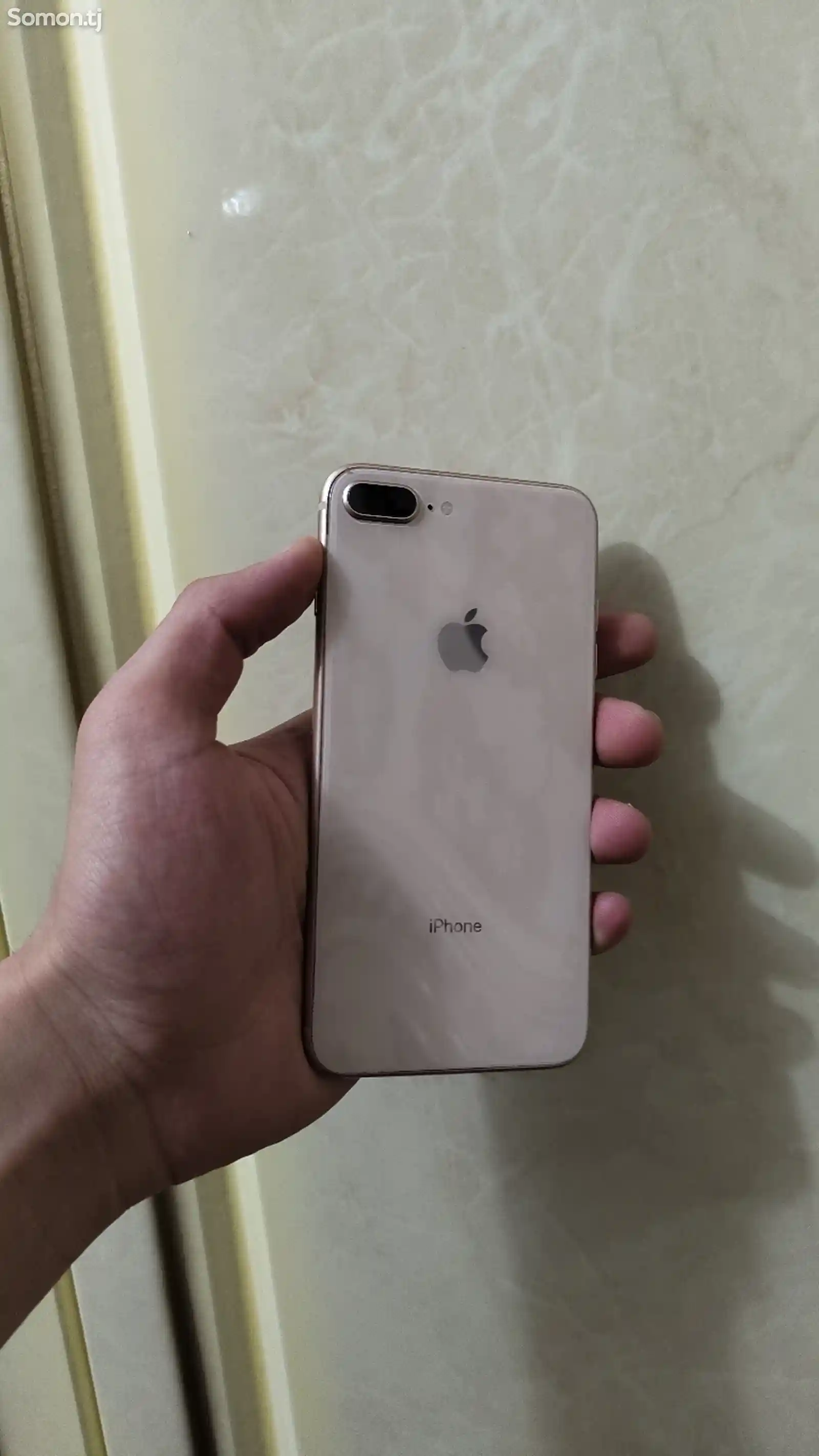 Apple iPhone 8 plus, 64 gb, Gold-1