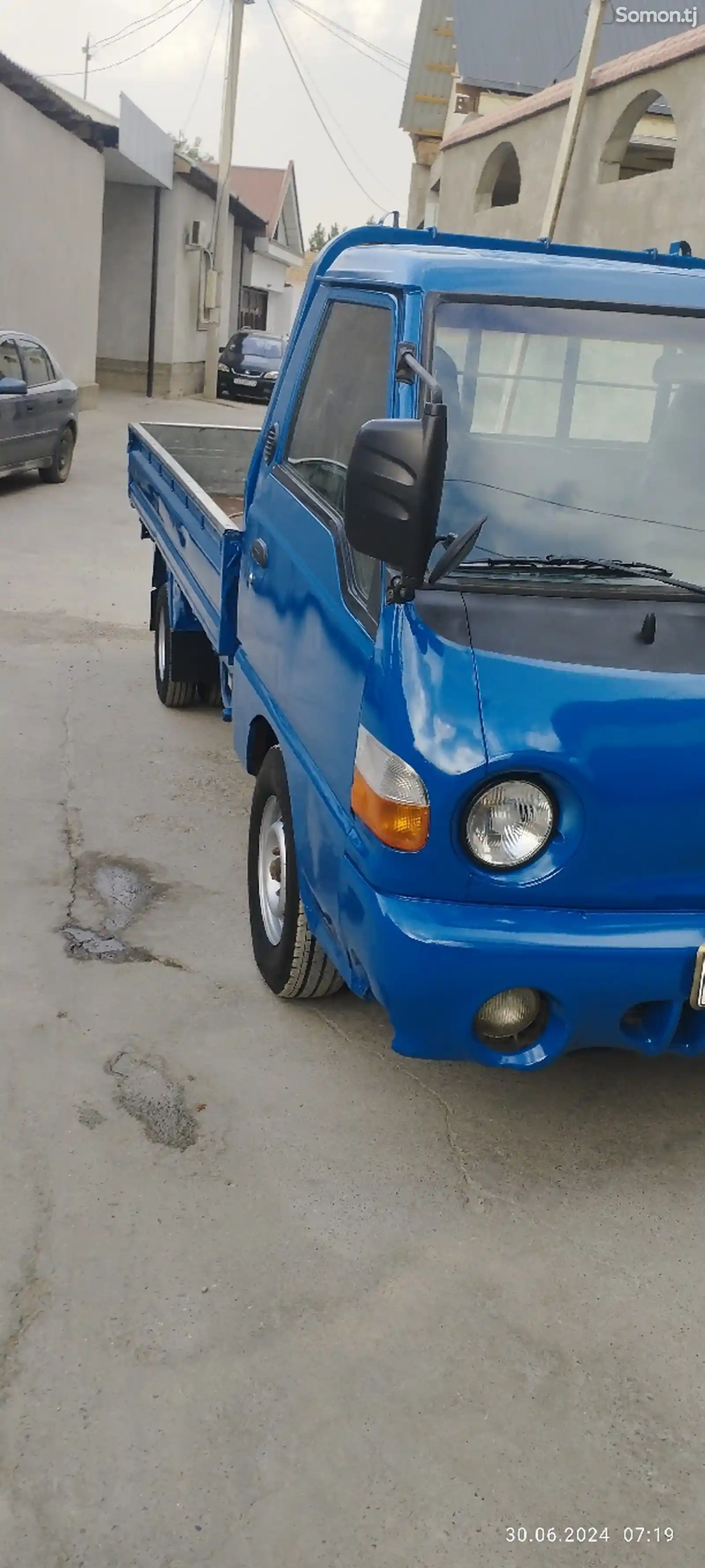 Бортовой автомобиль Hyundai Porter, 2001-1