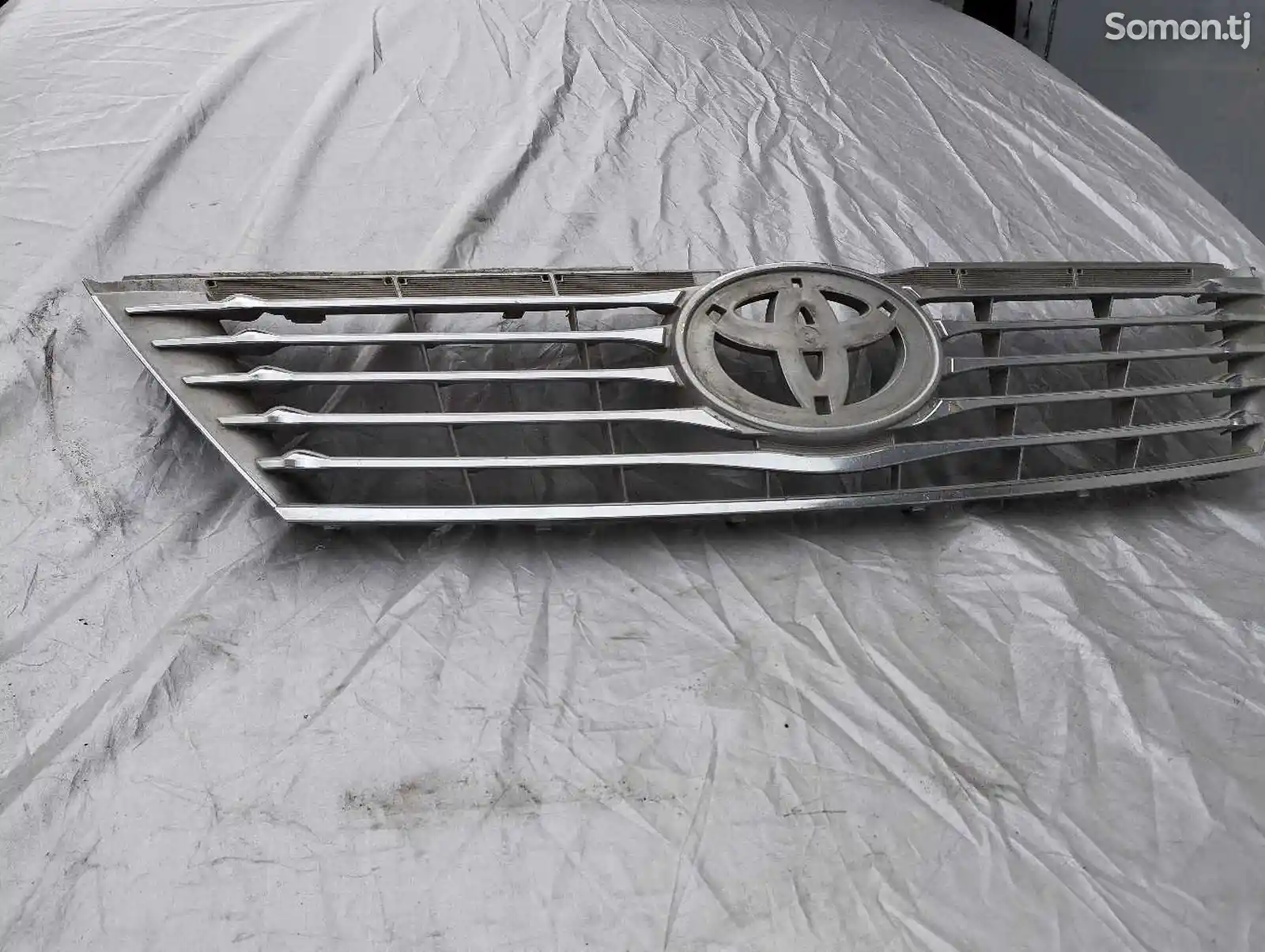Решетка радиатора Toyota Camry ASV50 2012-2