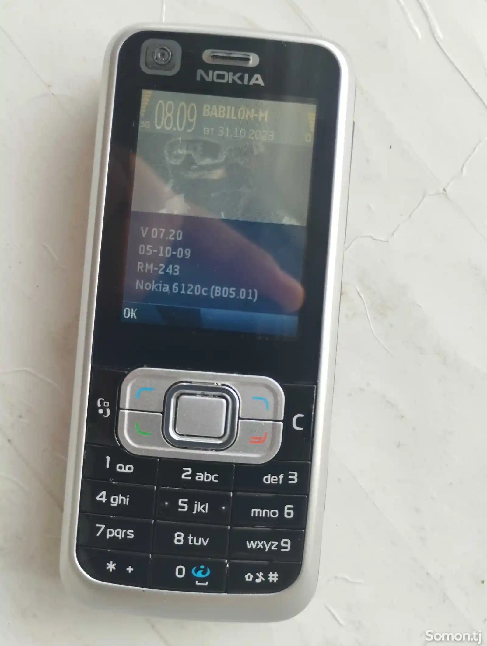 Nokia 6120 classic-3