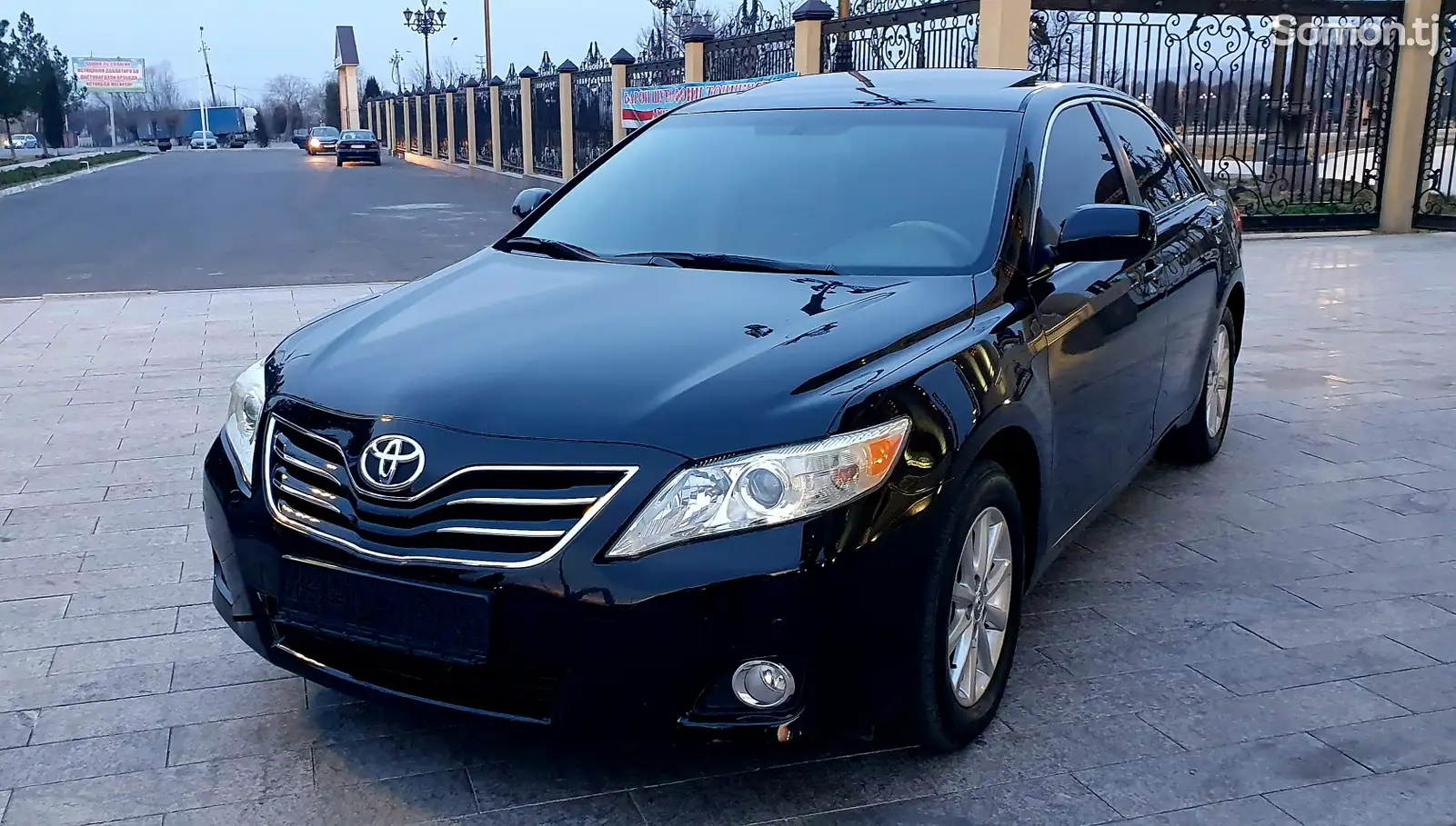 Toyota Camry, 2011-1