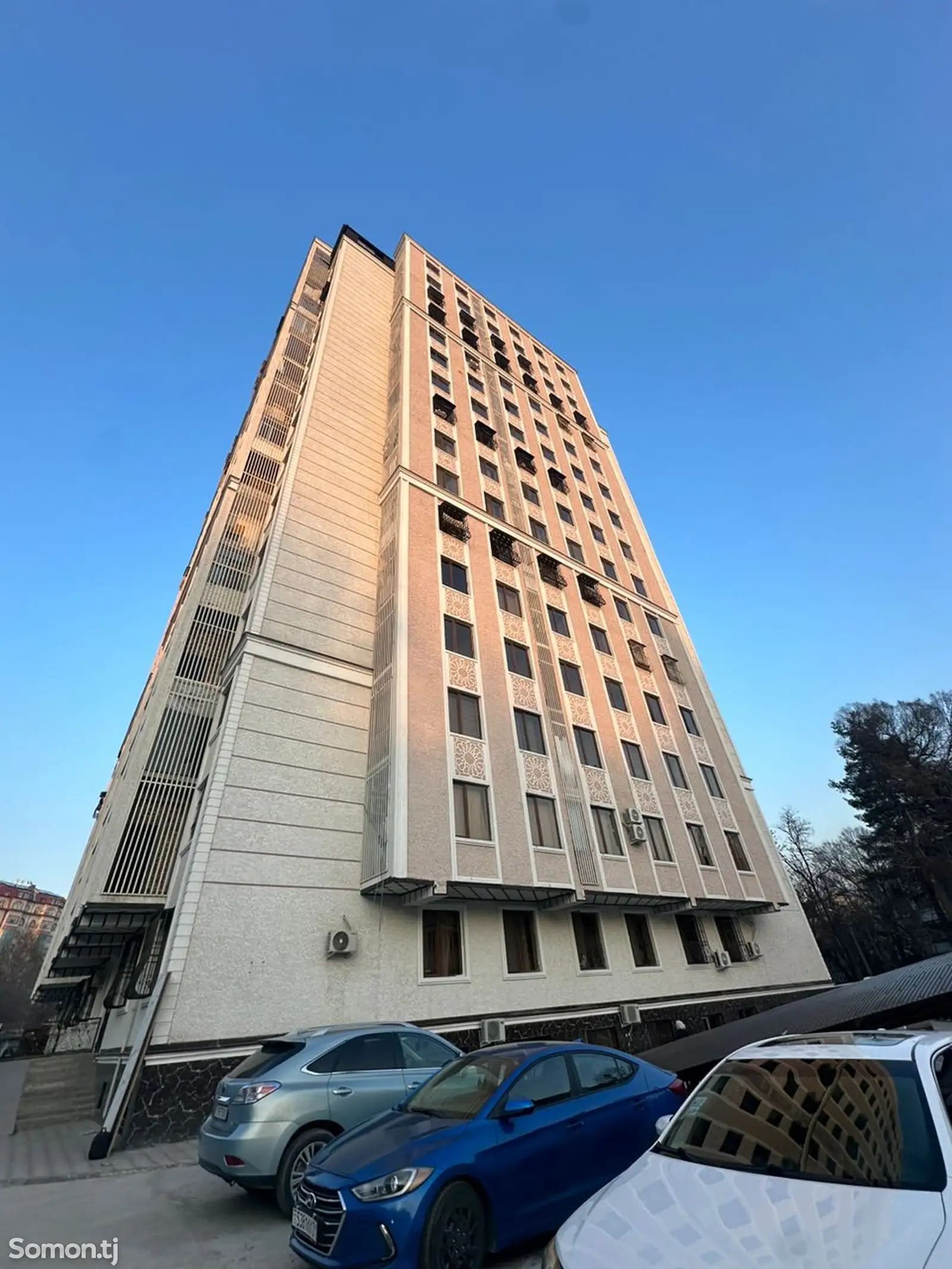 2-комн. квартира, 14 этаж, 63 м², 82 мкр-1