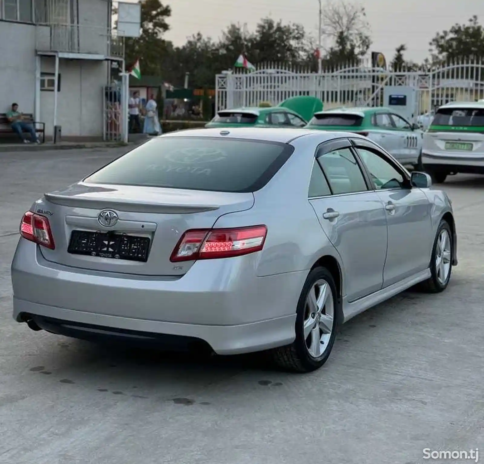 Toyota Camry, 2010-6