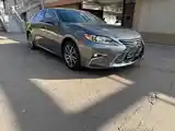 Lexus ES series, 2017-5