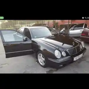 Mercedes-Benz E class, 2000