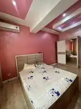 3-комн. квартира, 8 этаж, 140 м², ЦУМ-4