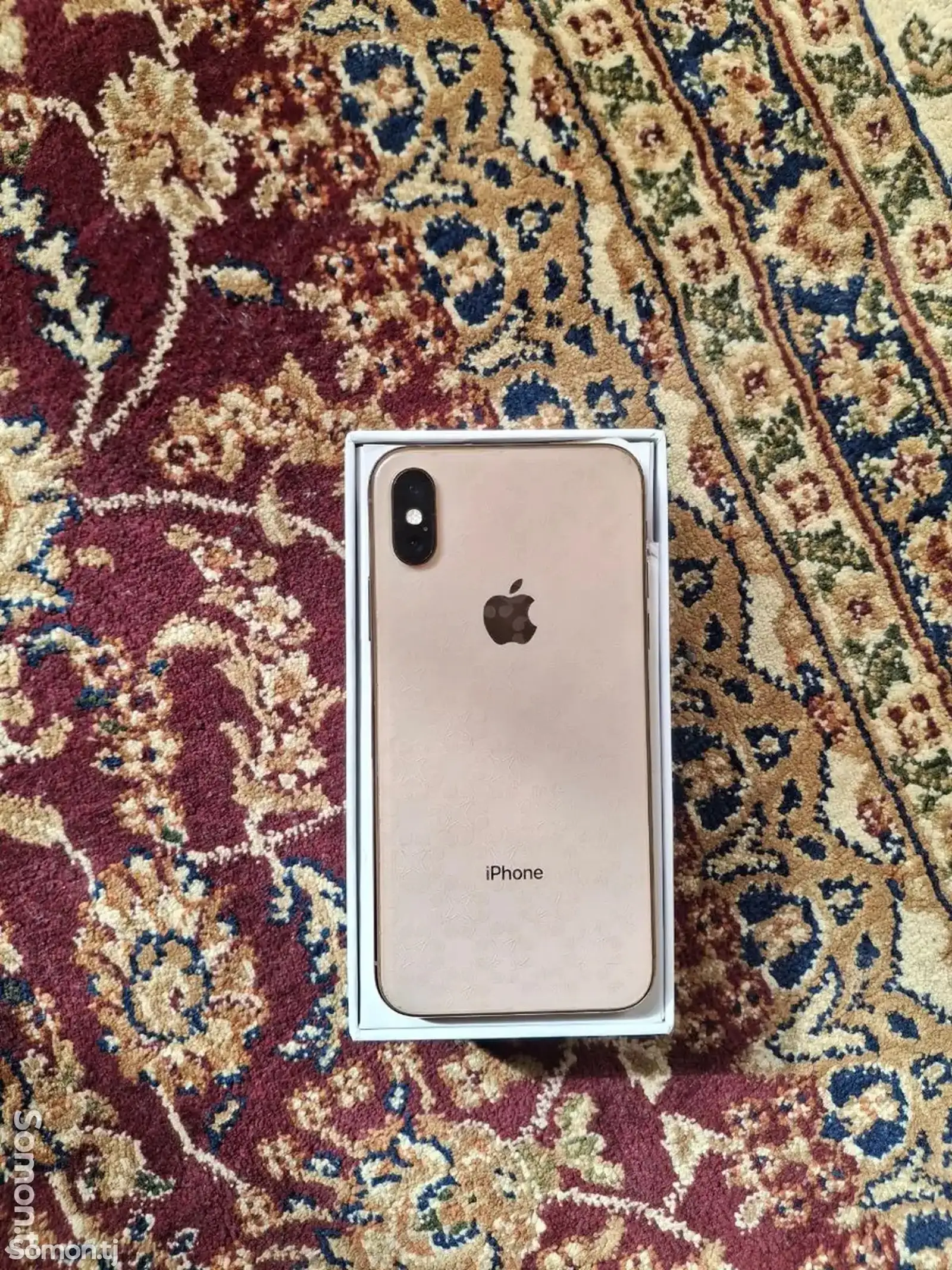 Apple iPhone Xs, 64 gb, Gold-1